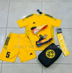 New Quality Soccer Jerseys Set