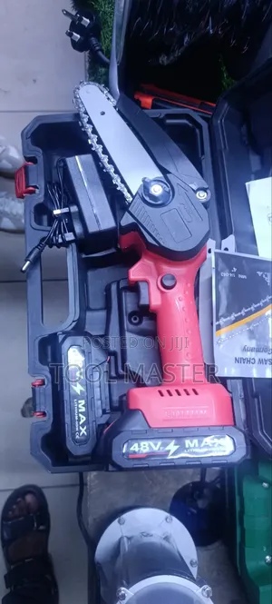 Cordless 6" Chainsaw/6" Rechargeable Battery Chainsaw