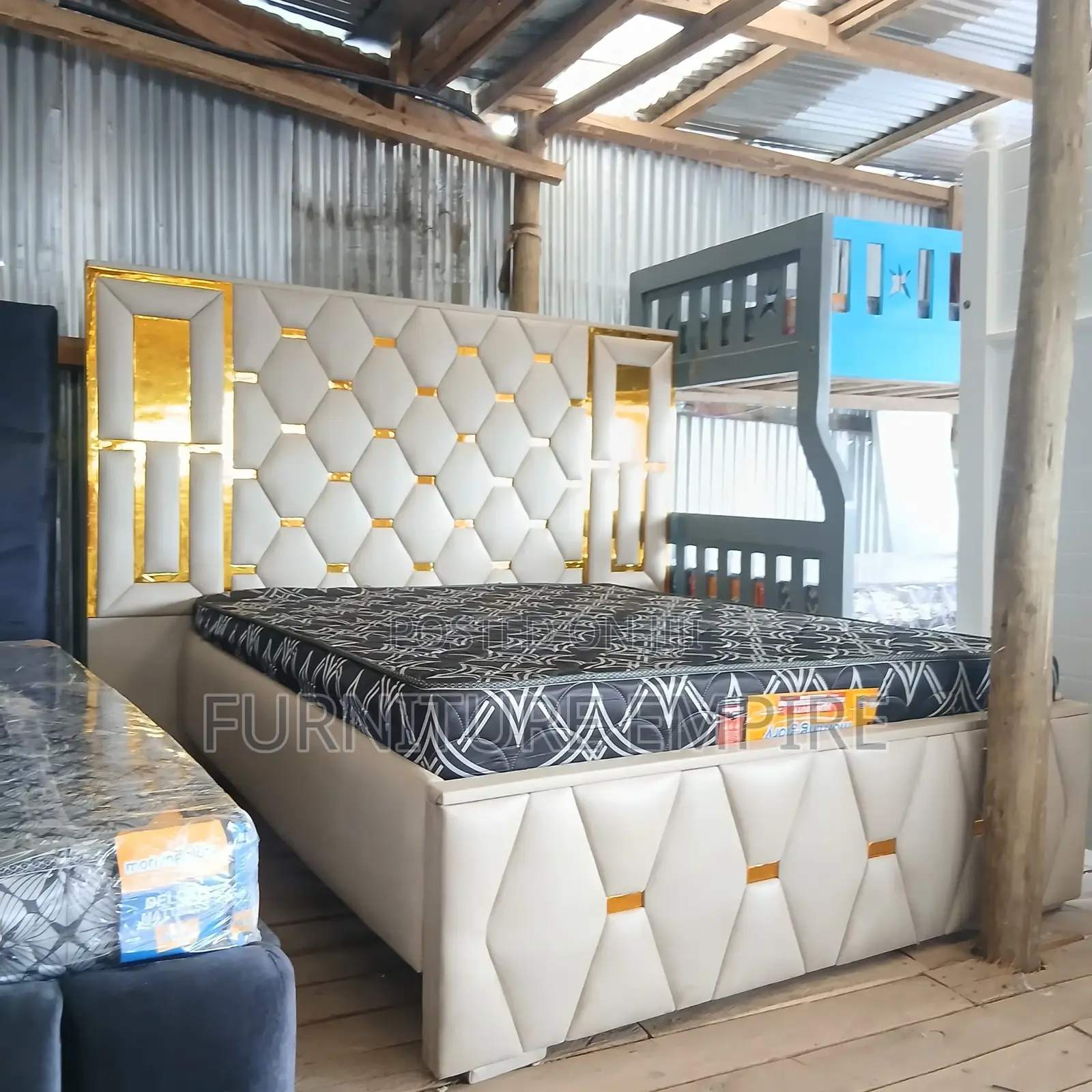 Luxurious 5 by 6 Extended Bed