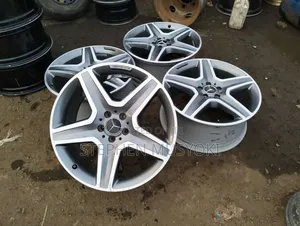 Mercedes Ml [4matic] 20inch Wheels