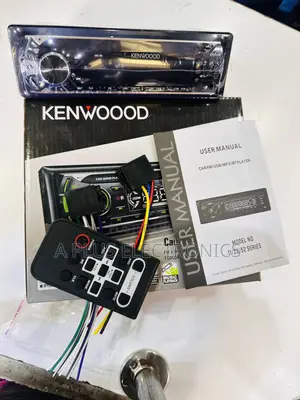 Kenwood Car Radio X17 – Original Sound System, Clean Audio