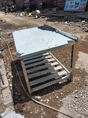 Customized Kitchen Working Tables
