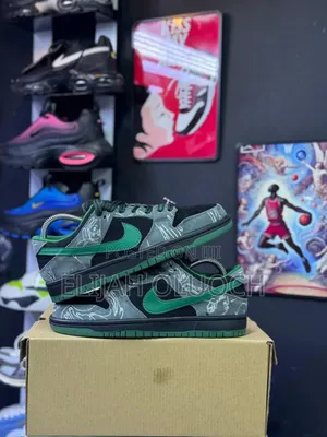 Nike Sb Dunk Low Pro X There "Anthracite and Gorge Green" Sneakers
