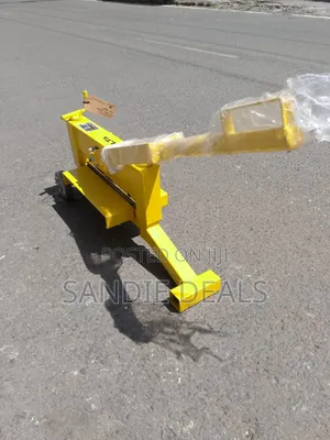Brick and Block Cutter Machine