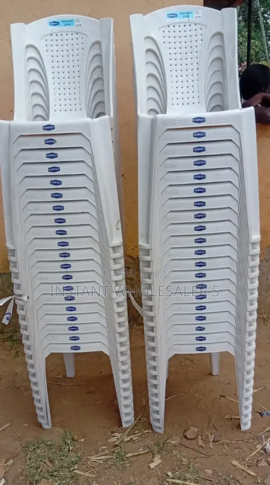 Plastic Chairs Armless