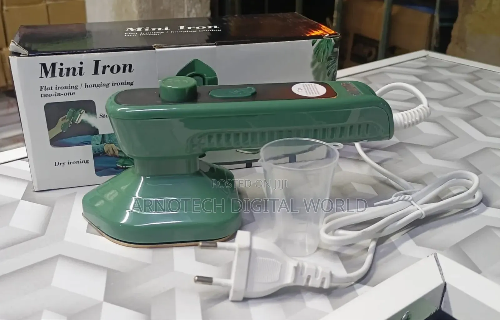 Handheld Steam Iron