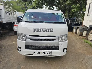 Toyota HiAce 2012 White