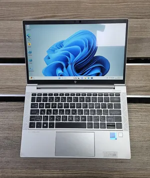 Laptop HP EliteBook 830 G8 16GB Intel Core I7 SSD 256GB