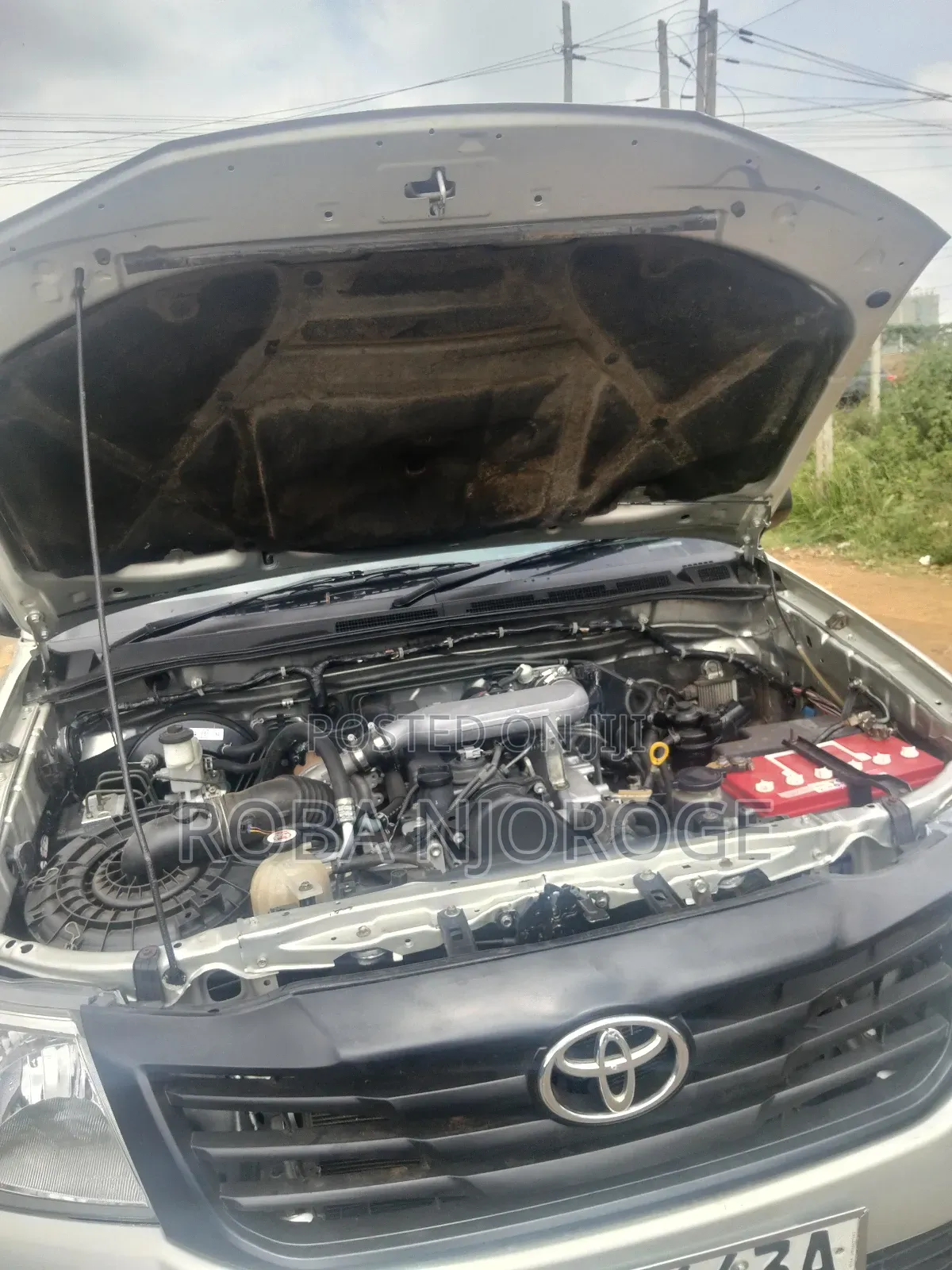 Toyota Hilux SR5 2013 Silver