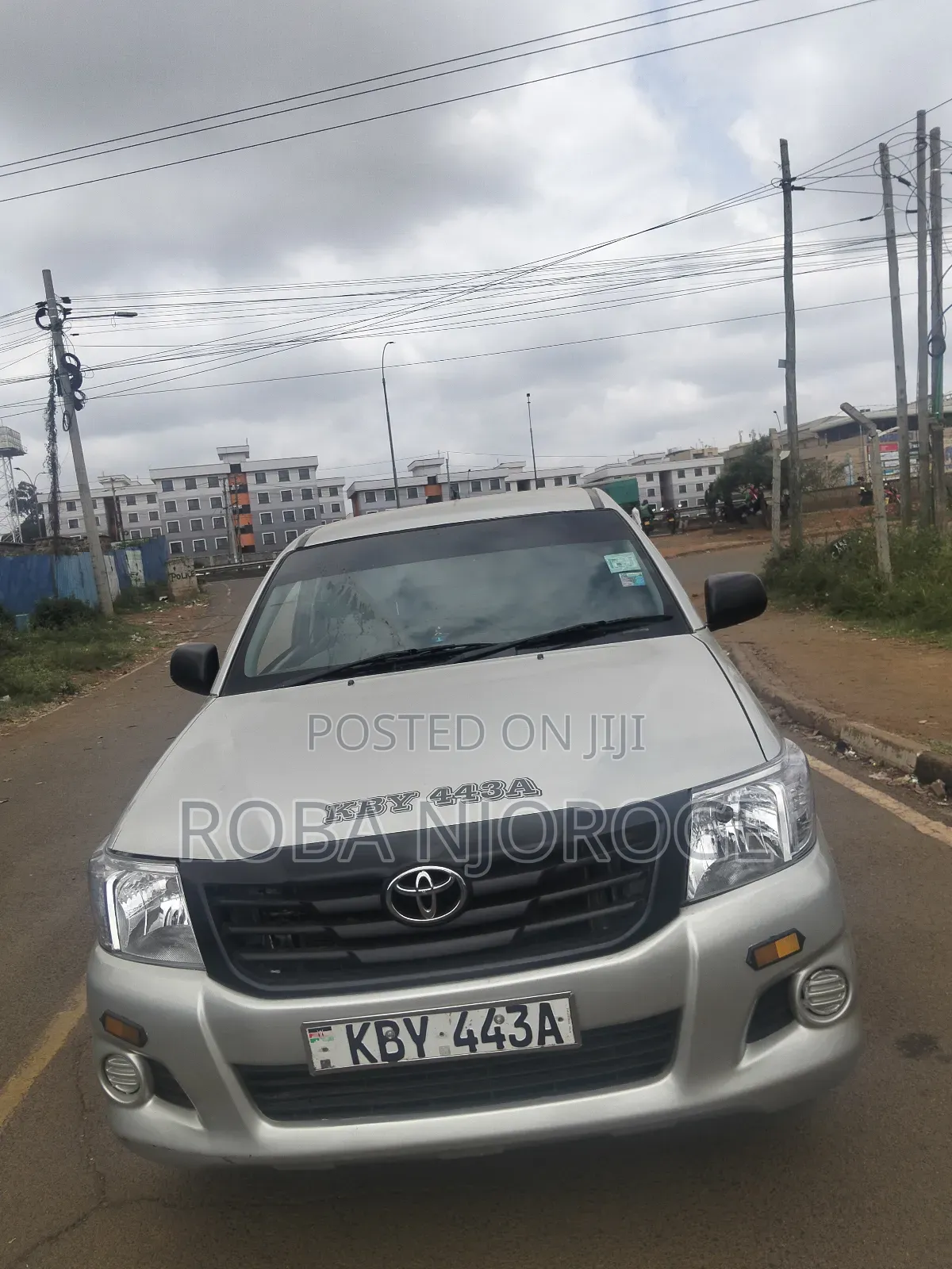 Toyota Hilux SR5 2013 Silver