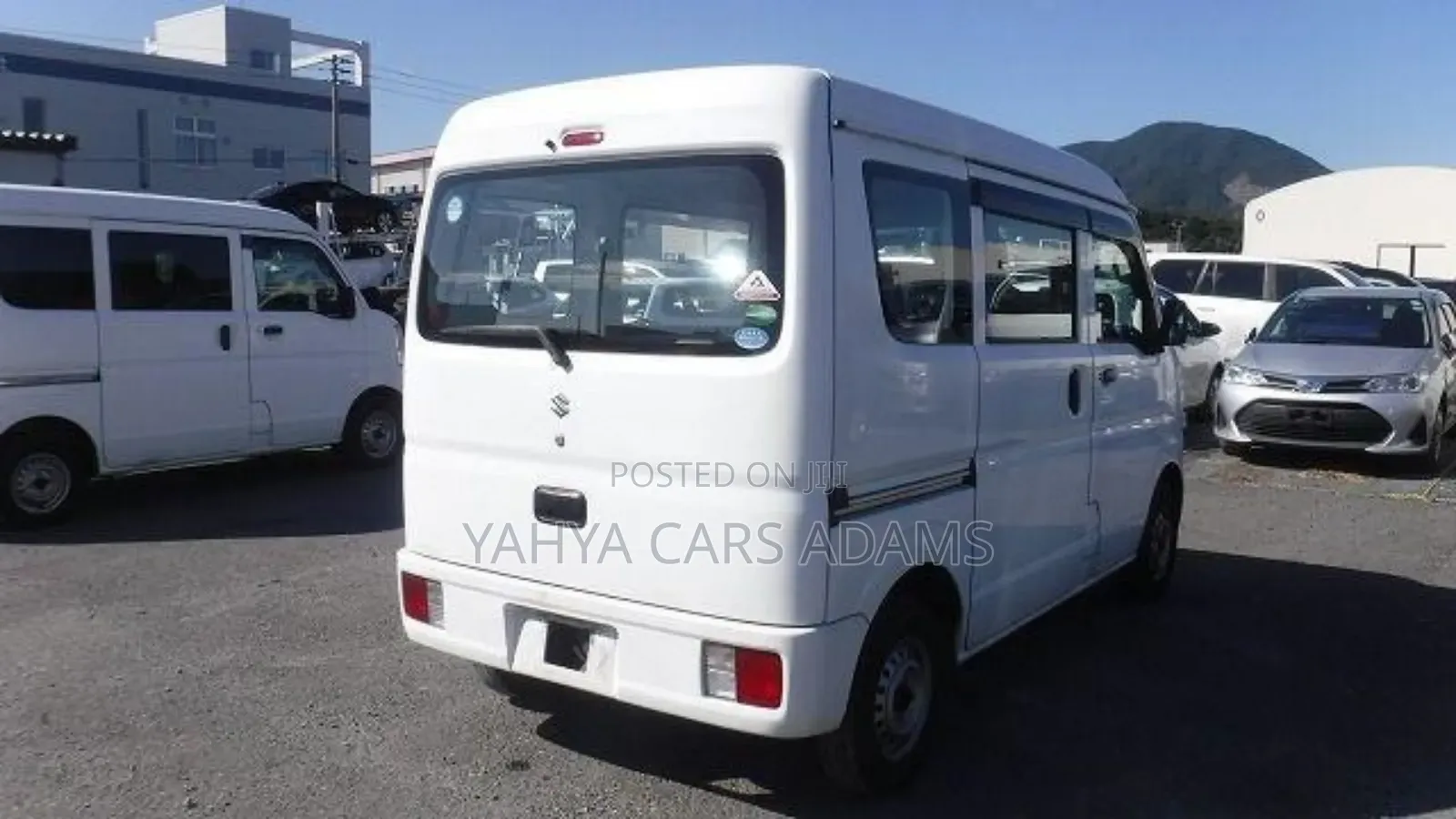 Suzuki Every 2019 White