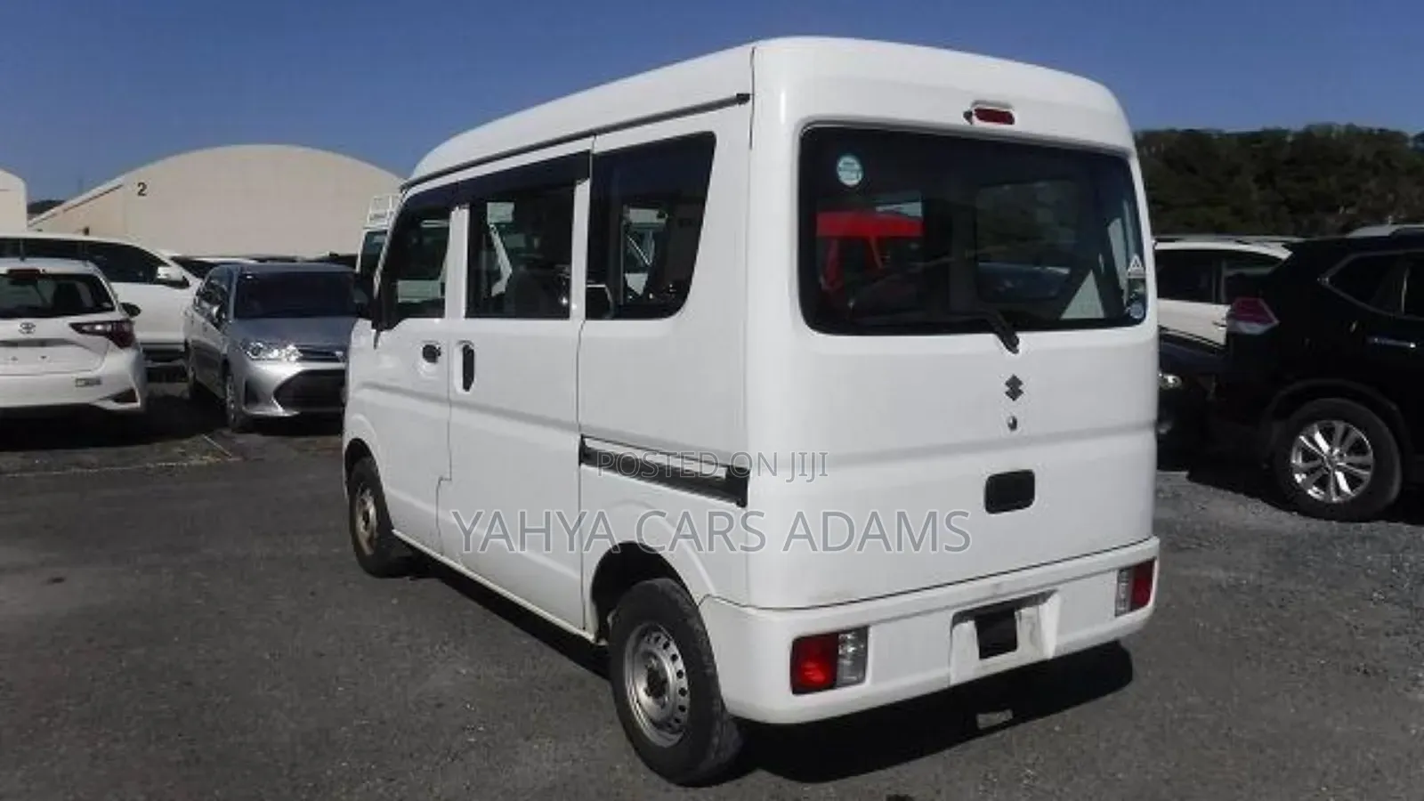 Suzuki Every 2019 White