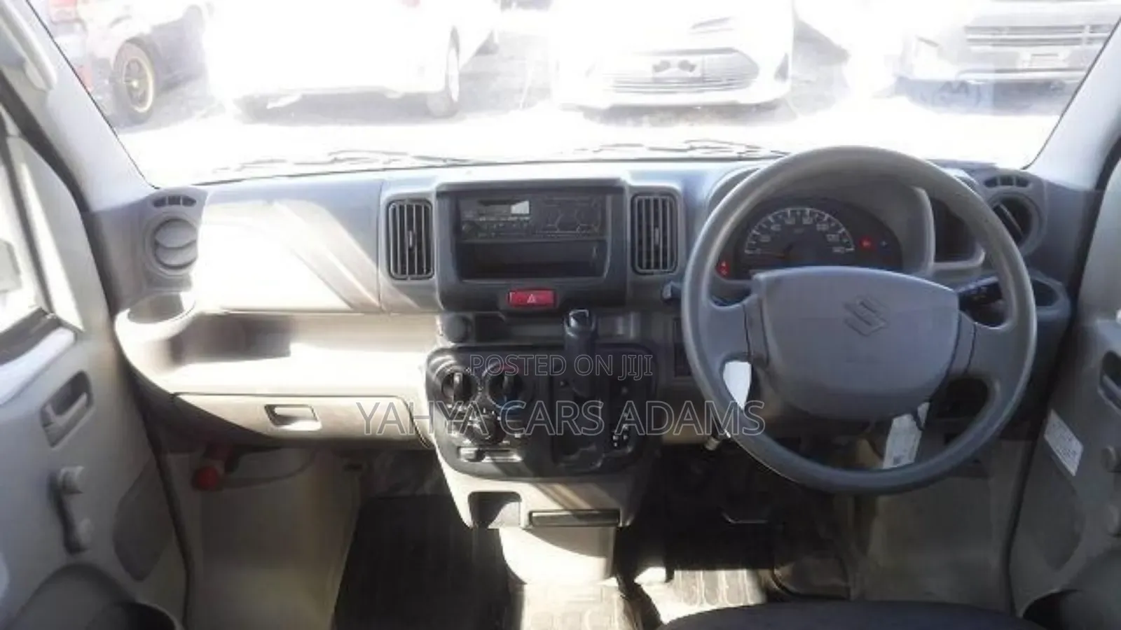 Suzuki Every 2019 White