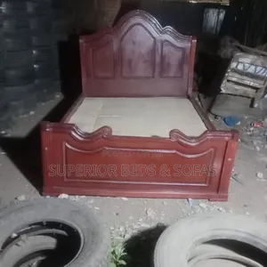 Elegant-Finish 5x6 Hardwood Bed