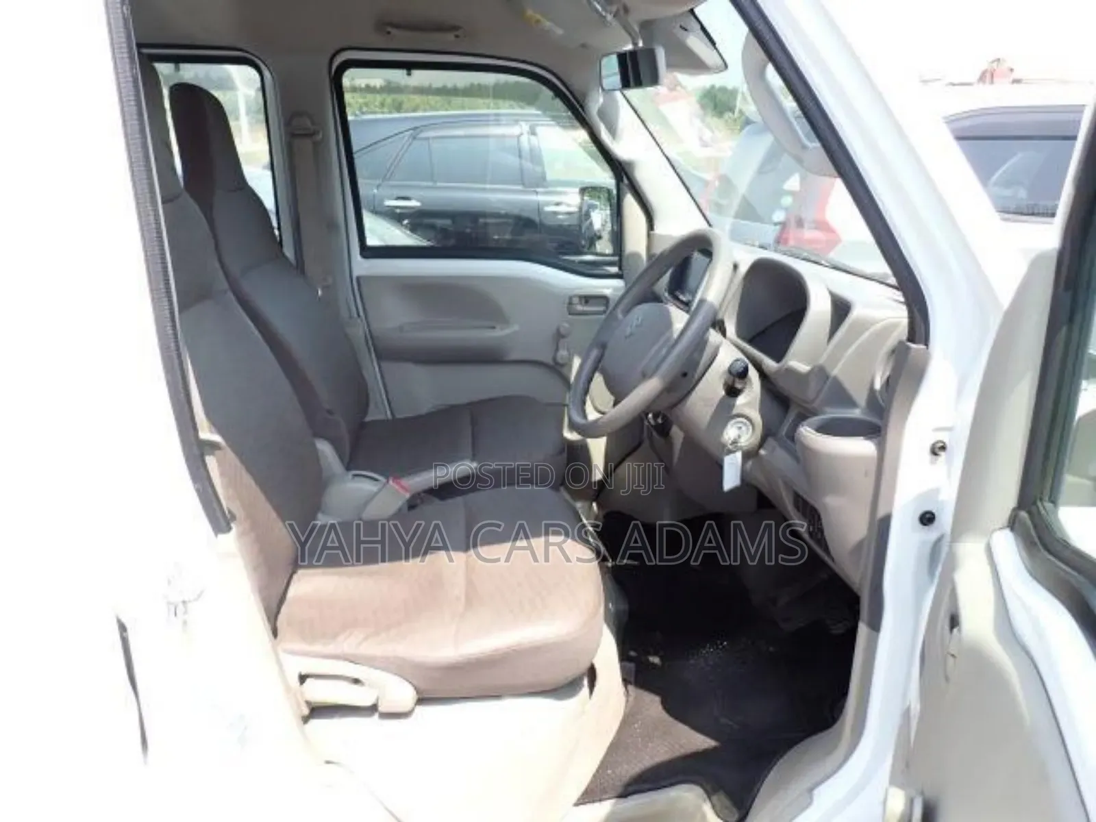 Suzuki Every 2019 White