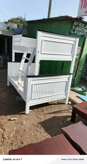 Modern Double Daker Bulky Bed 4 By 6 Down Upper Bed 3.5 By 6 Fitt