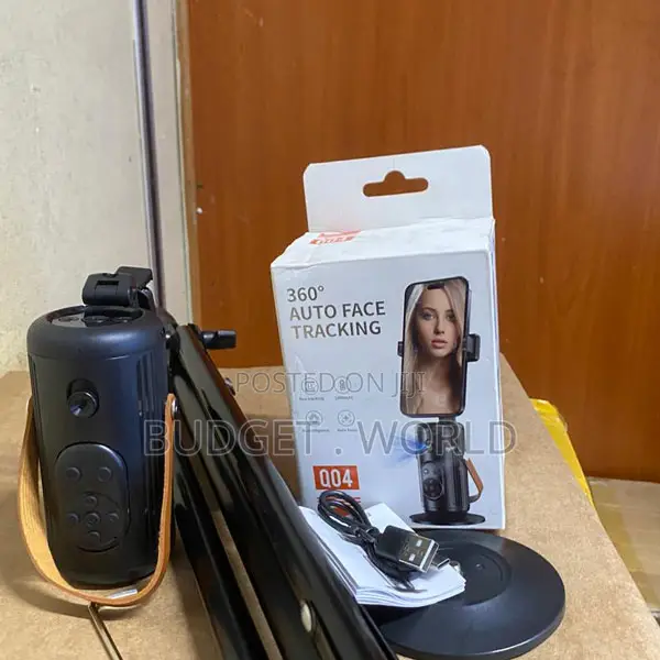 360° Auto-Rotation Extendable Pole Detachable Auto Face Tracking