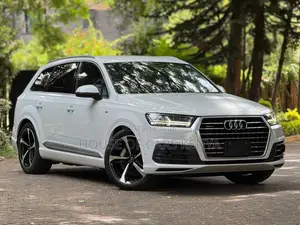 Audi Q7 2018 Pearl