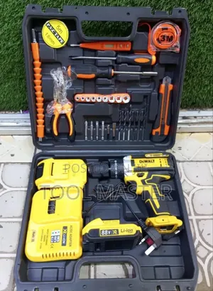 Dewalt Cordless 88v Drill With Toolkit/ Rechargeable Battery Cordless
