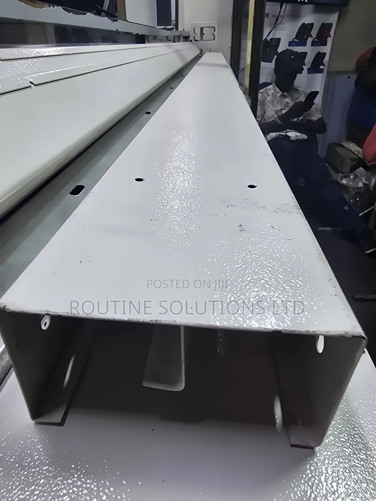 Metallic Trunkingm Double Compartment