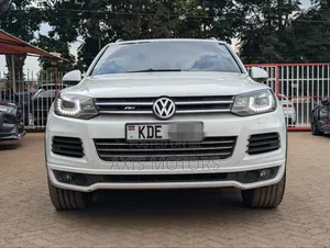 Volkswagen Touareg 2014 White