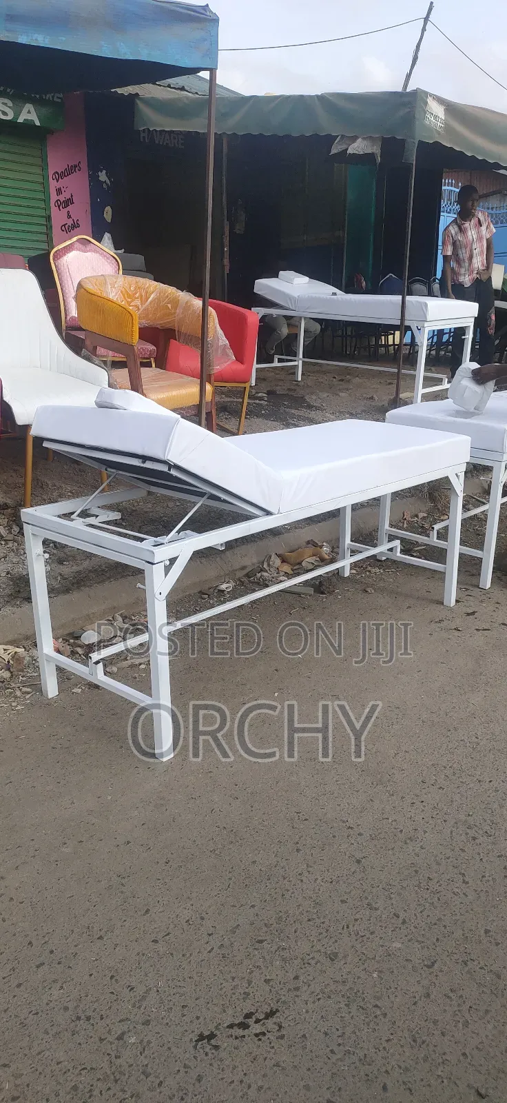 White Foldable Massage Bed