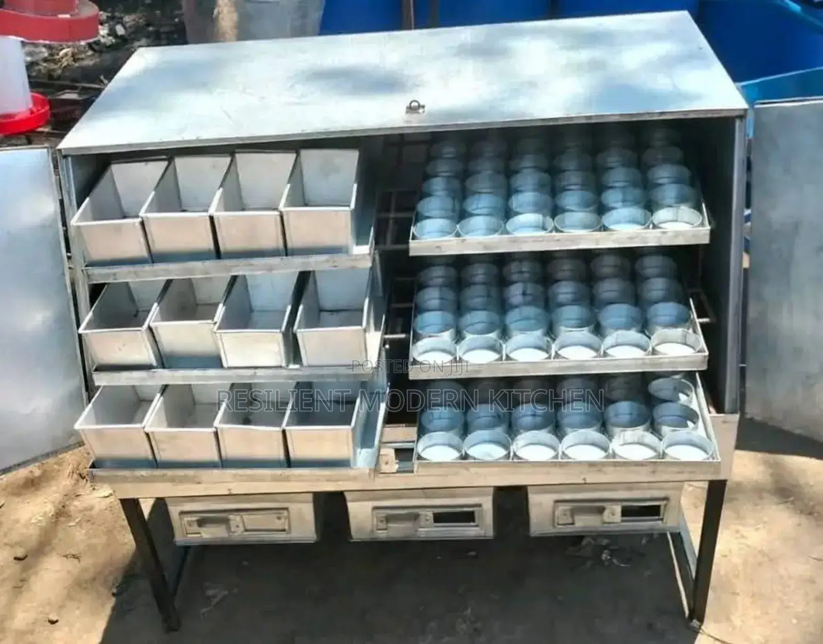 Charcoal Oven Size 28"