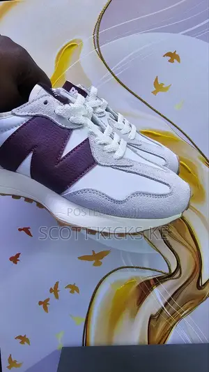 New Balance 327