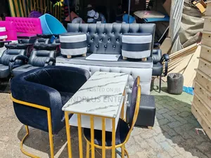 Pedicure Seat and Manicure Table Set