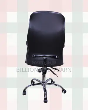 High-Back Executive Leather Chair • Padded Arm Comfort