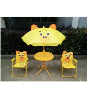 Kids Table and Chairs