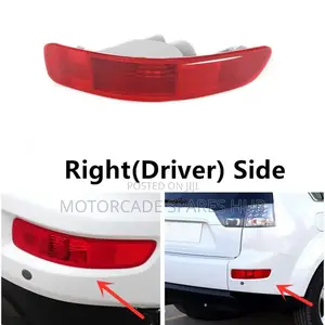 Mitsubishi Outlander 2006 Bumper Reflector