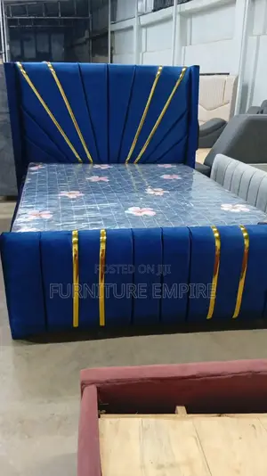 Superior Fabric 5 by 6 Bed