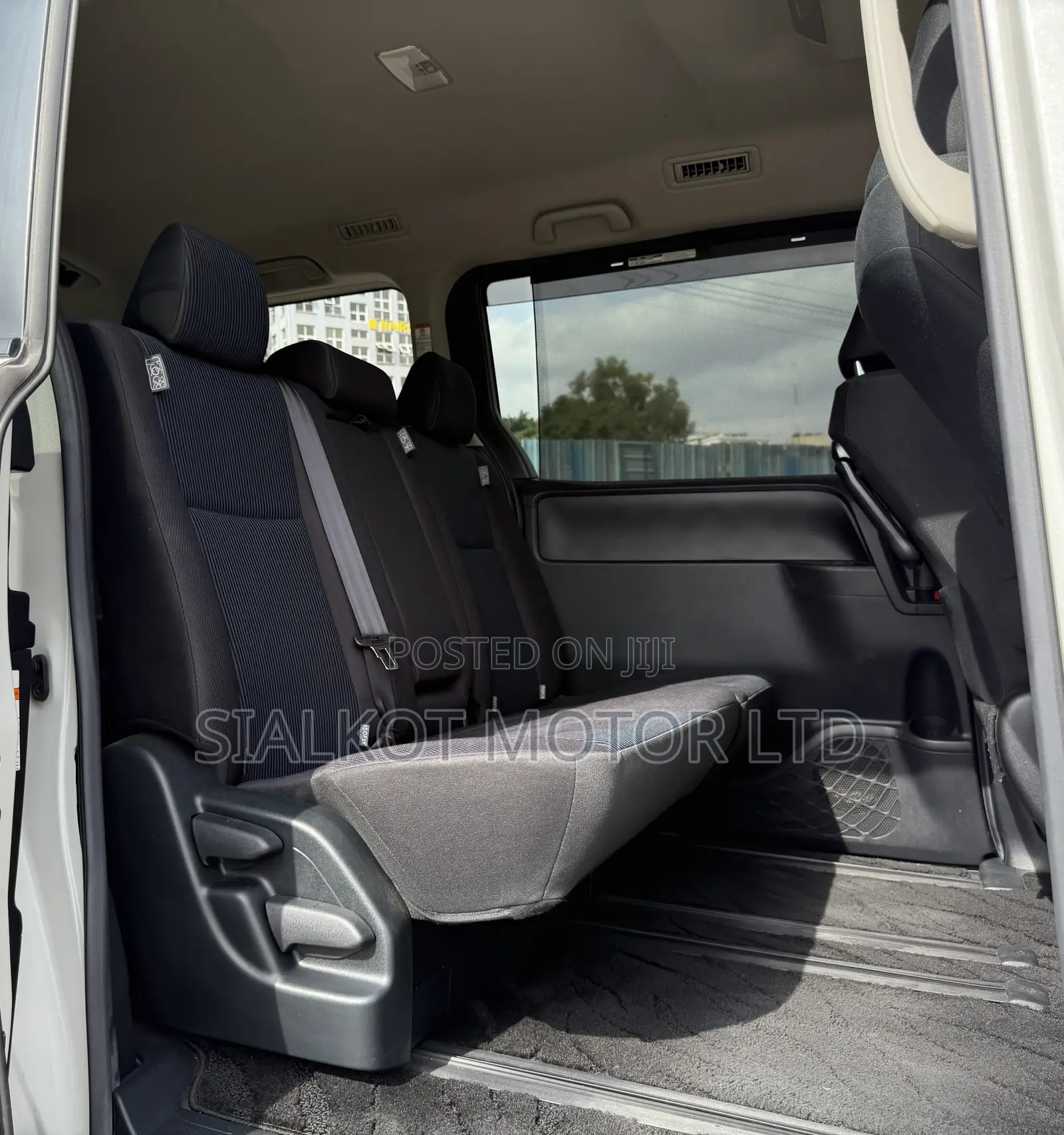 Toyota Voxy 2018 White