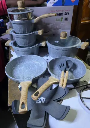 New in Bowen (Bw)
16 PCS Cookware Set