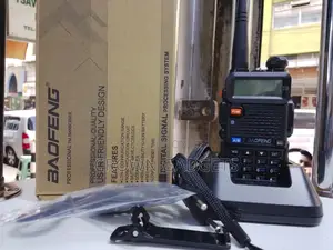 Baofeng Uv-5r Dual Band Walkie-Talkie 128 Channels