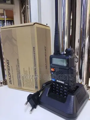 Uv-5r Two-Way Radio With VHF/Uhf for Outdoor Use