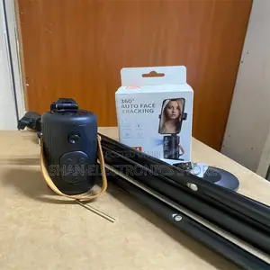 Smart Face Tracking Phone Mount With Tripod