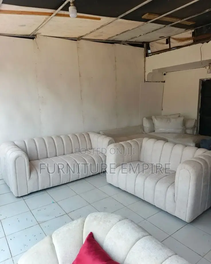 Manageable 5 Seater Bubble Sofa 2,3