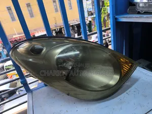 Nissan Note 2005 Headlight