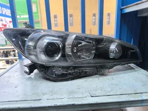 Toyota Wish 2010 Non Xenon Headlights