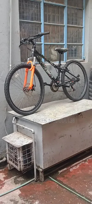 Ex Uk Size 26 Apollo Interzone Mountain Bike