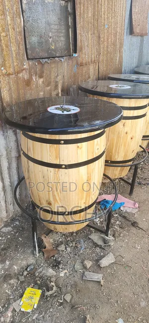 Barrel Table/ Pallet Table/ Restaurant Table
