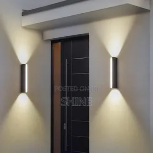 Modern Sleek Wall Light