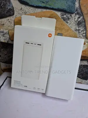 Xiaomi 30000mah Power Bank Charge 3 Devices at Once