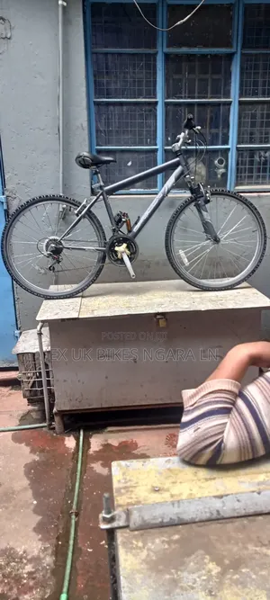 Ex Uk Size 26 Apollo Mountain Bike 21speed