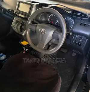 Toyota Wish 2014 Black