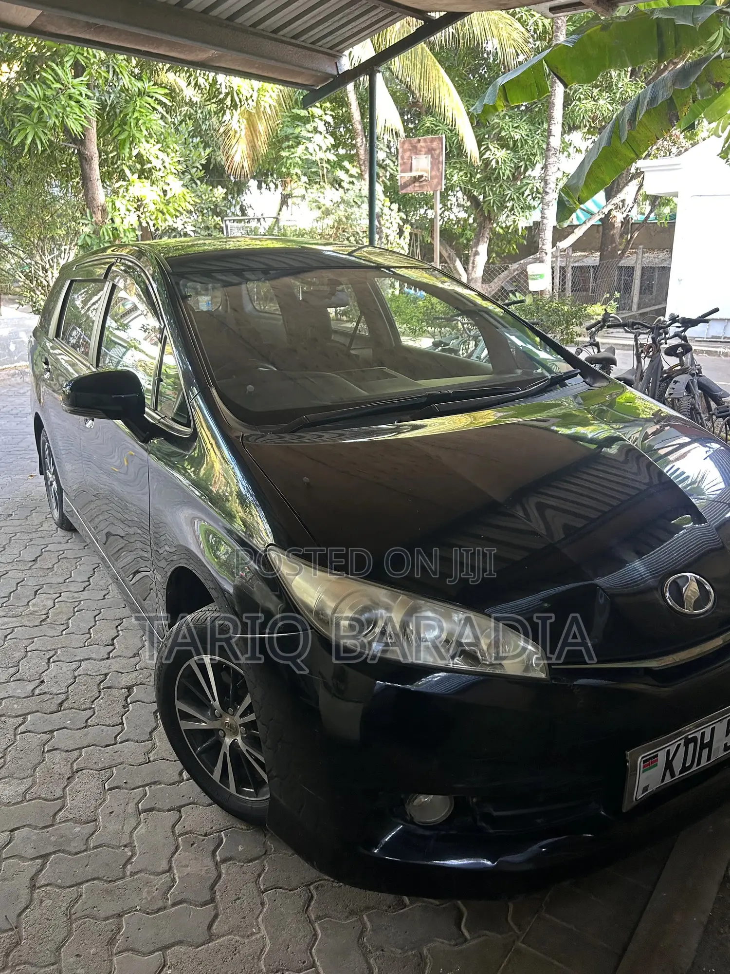 Toyota Wish 2014 Black
