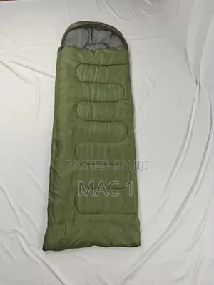 Best Warm Sleeping Bag for Camping