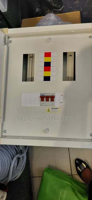 Distribution Board 4 Way